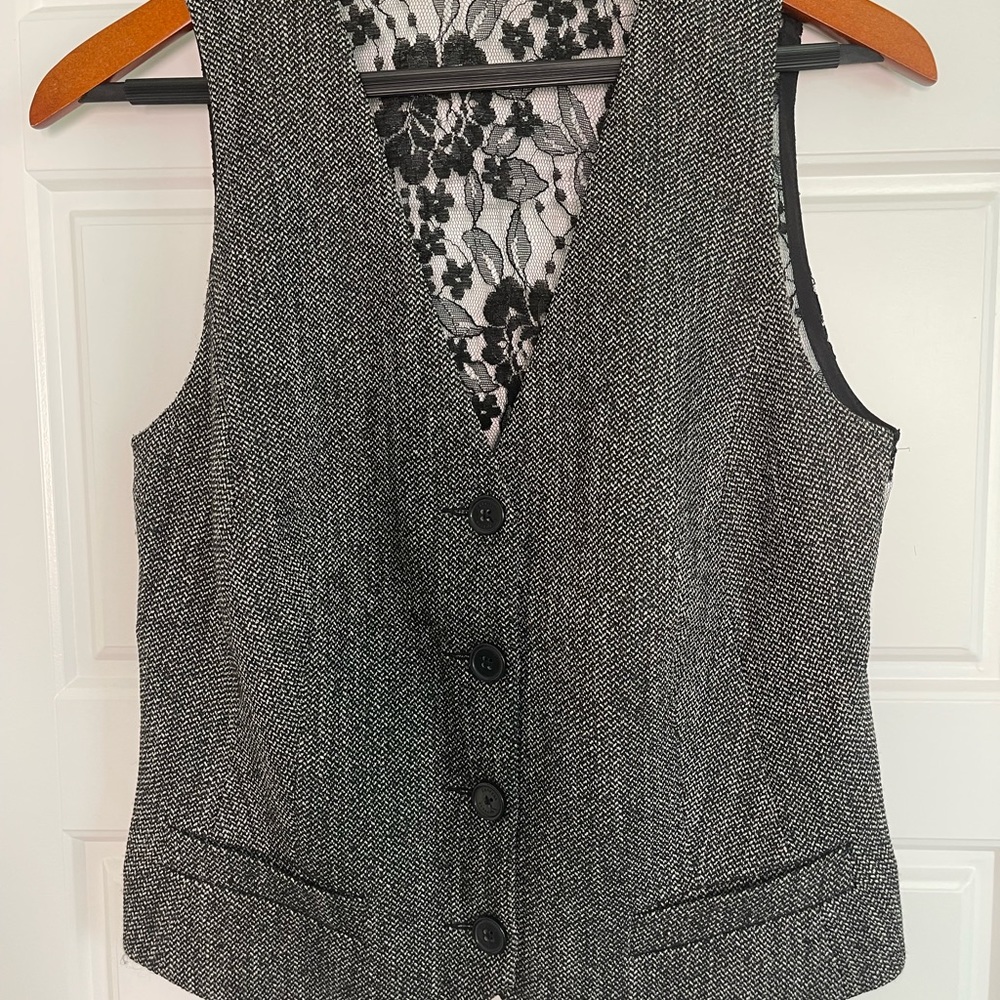 Express women's lace back single breast vest, waistcoat Sz 10